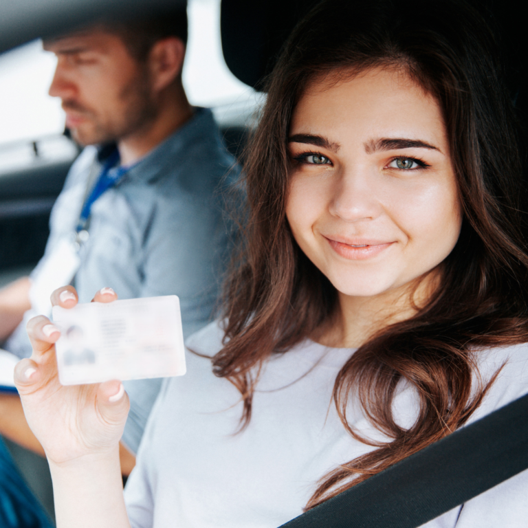 Najlepszy samochód dla młodego kierowcy – TOP 5 modeli na 2025 rok